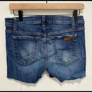 Joe’s Jeans Frayed Hem Cut off Shorts Size 28